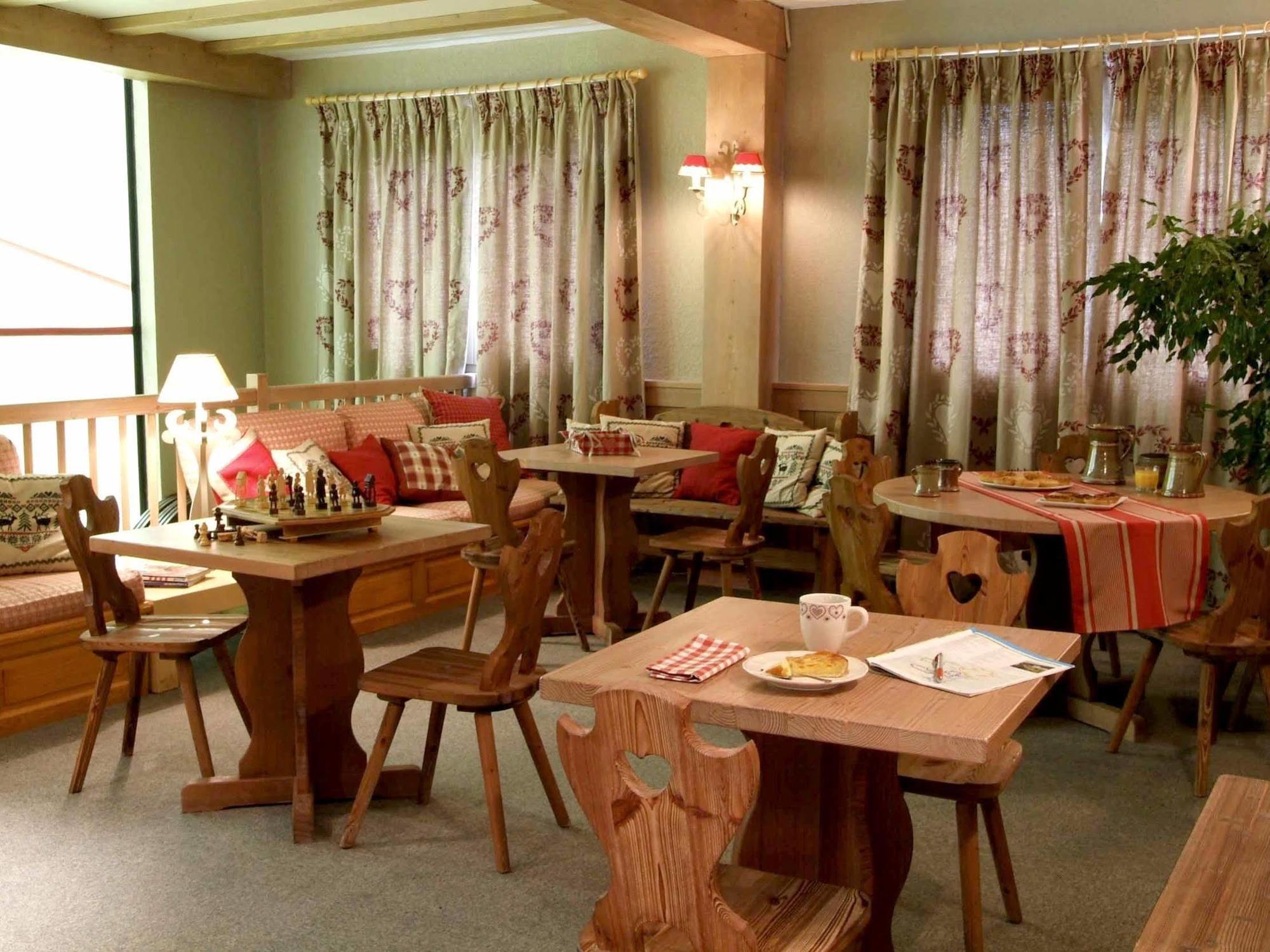 Hotel Restaurant La Tourmaline Ла План Екстериор снимка
